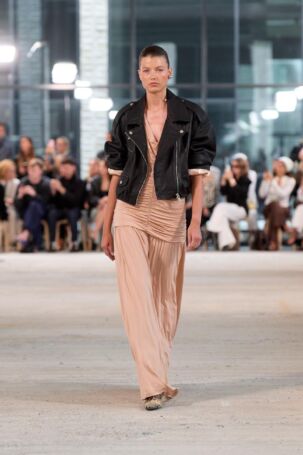3/45 | Gestuz Spring 2026 | Photo: James Cochrane | Courtesy of Copenhagen Fashion Week Gestuz Spring 2026 | Photo: James Cochrane | Courtesy of Copenhagen Fashion Week