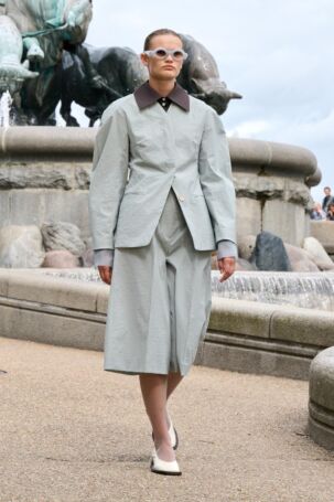 1/30 | MKDT Studio Spring 2026 | Photo: James Cochrane | Courtesy of Copenhagen Fashion Week MKDT Studio Spring 2026 | Photo: James Cochrane | Courtesy of Copenhagen Fashion Week