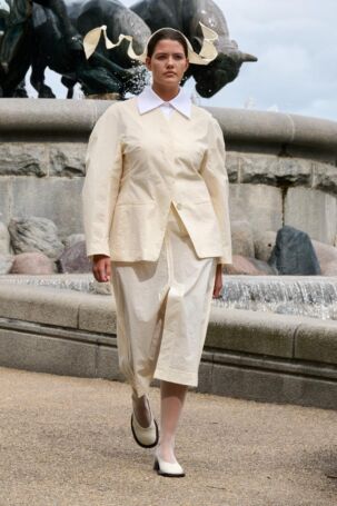 4/30 | MKDT Studio Spring 2026 | Photo: James Cochrane | Courtesy of Copenhagen Fashion Week MKDT Studio Spring 2026 | Photo: James Cochrane | Courtesy of Copenhagen Fashion Week
