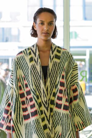 11/11 | Details at Rabens Saloner Spring 2026 | Photo: James Cochrane | Courtesy of Copenhagen Fashion Week Details at Rabens Saloner Spring 2026 | Photo: James Cochrane | Courtesy of Copenhagen Fashion Week