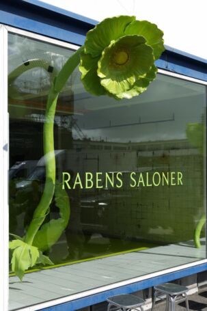 1/32 | Rabens Saloner Presentation Spring 2026 | Photo: James Cochrane | Courtesy of Copenhagen Fashion Week Rabens Saloner Presentation Spring 2026 | Photo: James Cochrane | Courtesy of Copenhagen Fashion Week