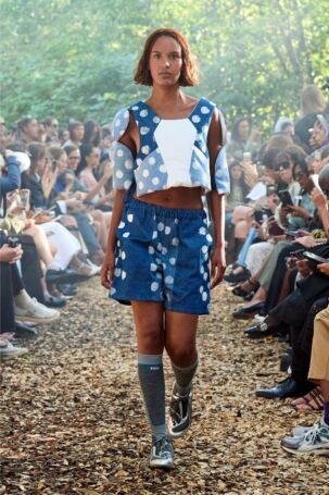 2/32 | Rolf Ekroth Spring 2026 | Photo: James Cochrane | Courtesy of Copenhagen Fashion Week Rolf Ekroth Spring 2026 | Photo: James Cochrane | Courtesy of Copenhagen Fashion Week