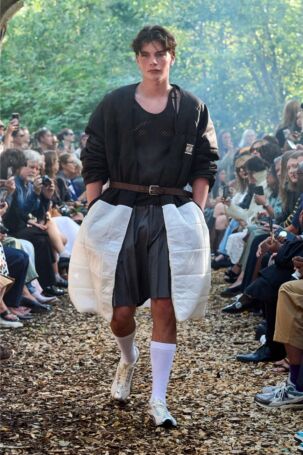 7/32 | Rolf Ekroth Spring 2026 | Photo: James Cochrane | Courtesy of Copenhagen Fashion Week Rolf Ekroth Spring 2026 | Photo: James Cochrane | Courtesy of Copenhagen Fashion Week