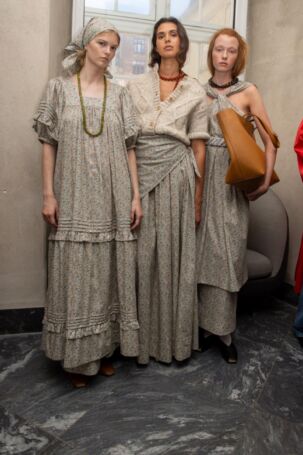 7/31 | Backstage at Skall Studio Spring 2026 | Photo: Bryndis Thorsteinsdottir | Courtesy of Copenhagen Fashion Week Backstage at Skall Studio Spring 2026 | Photo: Bryndis Thorsteinsdottir | Courtesy of Copenhagen Fashion Week