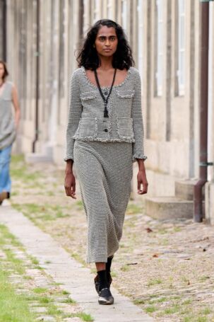 1/41 | Skall Studio Spring 2026 | Photo: James Cochrane | Courtesy of Copenhagen Fashion Week Skall Studio Spring 2026 | Photo: James Cochrane | Courtesy of Copenhagen Fashion Week