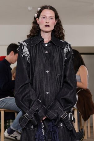 9/35 | Details at Stem Spring 2026 | Photo: James Cochrane | Courtesy of Copenhagen Fashion Week Details at Stem Spring 2026 | Photo: James Cochrane | Courtesy of Copenhagen Fashion Week