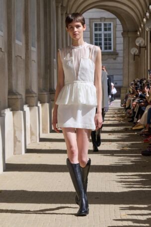 9/34 | The Garment Spring 2026 | Photo: James Cochrane | Courtesy of Copenhagen Fashion Week The Garment Spring 2026 | Photo: James Cochrane | Courtesy of Copenhagen Fashion Week