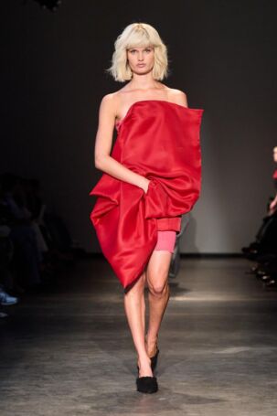 4/106 | The Royal Danish Academy Spring 2026 | Photo: James Cochrane | Courtesy of Copenhagen Fashion Week The Royal Danish Academy Spring 2026 | Photo: James Cochrane | Courtesy of Copenhagen Fashion Week