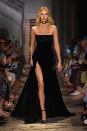 3/58 | Elie Saab | Fall 2025 Haute Couture | Courtesy of Elie Saab Elie Saab | Fall 2025 Haute Couture | Courtesy of Elie Saab