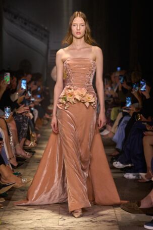 6/58 | Elie Saab | Fall 2025 Haute Couture | Courtesy of Elie Saab Elie Saab | Fall 2025 Haute Couture | Courtesy of Elie Saab