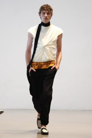 1/19 | Andrej Gronau Spring 2026 | Photo: Boris Marberg | Courtesy of Berlin Fashion Week Andrej Gronau Spring 2026 | Photo: Boris Marberg | Courtesy of Berlin Fashion Week