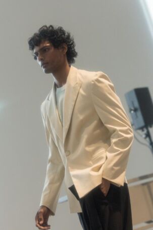 8/20 | Setting at Andrej Gronau Spring 2026 | Photo: Ines Bahr | Courtesy of Berlin Fashion Week Setting at Andrej Gronau Spring 2026 | Photo: Ines Bahr | Courtesy of Berlin Fashion Week