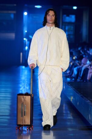 5/21 | Balletshofer Spring 2026 | Photo: James Cochrane | Courtesy of Berlin Fashion Week Balletshofer Spring 2026 | Photo: James Cochrane | Courtesy of Berlin Fashion Week