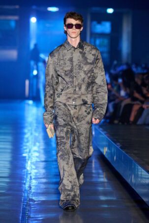 7/21 | Balletshofer Spring 2026 | Photo: James Cochrane | Courtesy of Berlin Fashion Week Balletshofer Spring 2026 | Photo: James Cochrane | Courtesy of Berlin Fashion Week