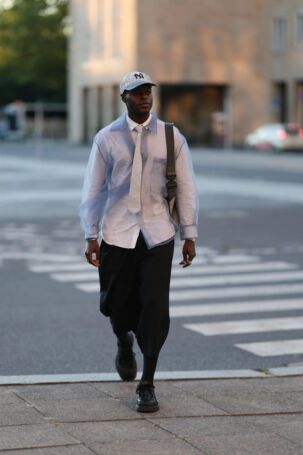 10/22 Yaya Touray (@yaya_tourai) at Balletshofer Spring 2026, Berlin Fashion Week | Photo: Jeremy Moeller | Courtesy of Berlin Fashion Week Yaya Touray (@yaya_tourai) at Balletshofer Spring 2026, Berlin Fashion Week | Photo: Jeremy Moeller | Courtesy of Berlin Fashion Week