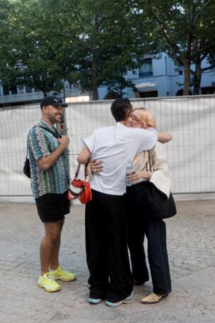 8/10 Guest at BUZIGAHILL Spring 2026, Berlin Fashion Week | Photo: Ines Bahr | Courtesy of Berlin Fashion Week Guest at BUZIGAHILL Spring 2026, Berlin Fashion Week | Photo: Ines Bahr | Courtesy of Berlin Fashion Week