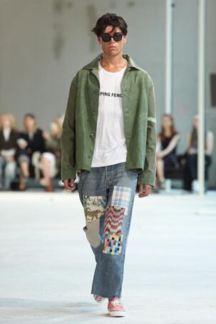 4/26 | COLRS Spring 2026 | Photo: Boris Marberg | Courtesy of Berlin Fashion Week COLRS Spring 2026 | Photo: Boris Marberg | Courtesy of Berlin Fashion Week