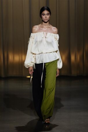 6/31 | Danny Reinke Spring 2026 | Photo: Marcus Hartelt | Courtesy of Berlin Fashion Week Danny Reinke Spring 2026 | Photo: Marcus Hartelt | Courtesy of Berlin Fashion Week