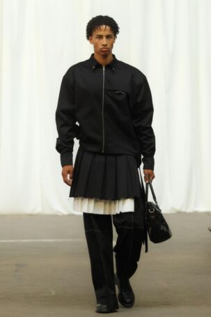 4/29 | Haderlump Spring 2026 | Photo: Boris Marberg | Courtesy of Berlin Fashion Week Haderlump Spring 2026 | Photo: Boris Marberg | Courtesy of Berlin Fashion Week