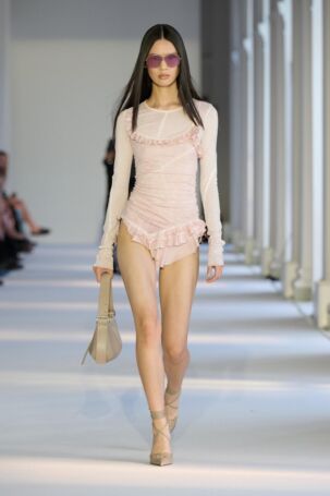 9/29 | Ioannes Spring 2026 | Photo: James Cochrane | Courtesy of Berlin Fashion Week Ioannes Spring 2026 | Photo: James Cochrane | Courtesy of Berlin Fashion Week