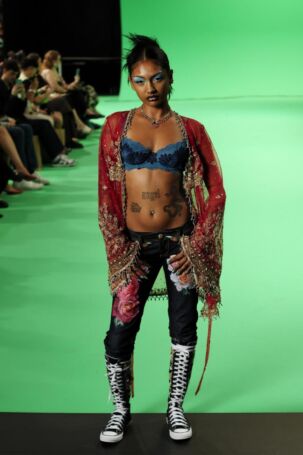 10/21 | Kitschy Couture Spring 2026 | Photo: Boris Marberg | Courtesy of Berlin Fashion Week Kitschy Couture Spring 2026 | Photo: Boris Marberg | Courtesy of Berlin Fashion Week