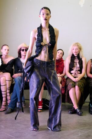 8/22 | Laura Gerte Spring 2026 | Photo: James Cochrane | Courtesy of Berlin Fashion Week Laura Gerte Spring 2026 | Photo: James Cochrane | Courtesy of Berlin Fashion Week