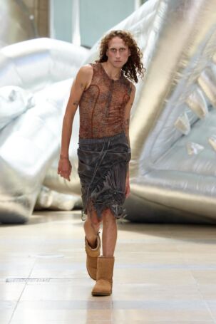 5/34 | LUEDER Spring 2026 | Photo: Finnegan Koichi Godenschweger | Courtesy of Berlin Fashion Week LUEDER Spring 2026 | Photo: Finnegan Koichi Godenschweger | Courtesy of Berlin Fashion Week