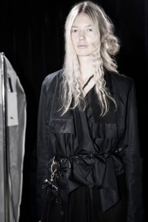 7/43 | Backstage at Milk of Lime Spring 2026 | Photo: Wout Vloeberghs | Courtesy of Berlin Fashion Week Backstage at Milk of Lime Spring 2026 | Photo: Wout Vloeberghs | Courtesy of Berlin Fashion Week