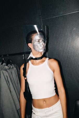 1/76 | Backstage at Rebekka Ruetz Spring 2026 | Photo: Milena Zara | Courtesy of Rebekka Ruetz Backstage at Rebekka Ruetz Spring 2026 | Photo: Milena Zara | Courtesy of Rebekka Ruetz