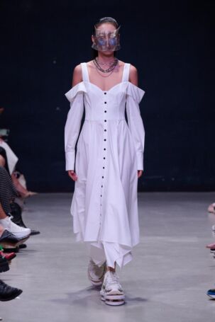 3/35 | Rebekka Ruetz Spring 2026 | Photo: James Cochrane | Courtesy of Berlin Fashion Week Rebekka Ruetz Spring 2026 | Photo: James Cochrane | Courtesy of Berlin Fashion Week