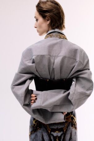 4/24 | Details and BTS at Rebekka Ruetz Spring 2026 | Photo: Linda Leitner | Courtesy of Rebekka Ruetz Details and BTS at Rebekka Ruetz Spring 2026 | Photo: Linda Leitner | Courtesy of Rebekka Ruetz
