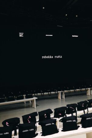 2/16 | Setting at Rebekka Ruetz Spring 2026 | Photo: Milena Zara | Courtesy of Berlin Fashion Week Setting at Rebekka Ruetz Spring 2026 | Photo: Milena Zara | Courtesy of Berlin Fashion Week