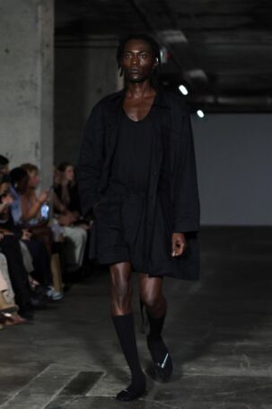 7/36 | VIKTORANISIMOV Spring 2026 | Photo: Boris Marberg | Courtesy of Berlin Fashion Week VIKTORANISIMOV Spring 2026 | Photo: Boris Marberg | Courtesy of Berlin Fashion Week