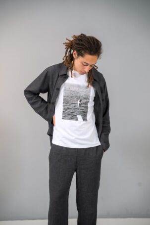 3/71 | agnès b. Spring 2026 Menswear | Photo: Jean Sisombat | Courtesy of agnès b. agnès b. Spring 2026 Menswear | Photo: Jean Sisombat | Courtesy of agnès b.