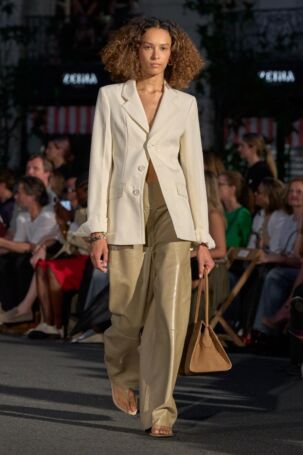 5/54 | AMI Paris | Spring 2026 Menswear | Courtesy of AMI Paris AMI Paris | Spring 2026 Menswear | Courtesy of AMI Paris