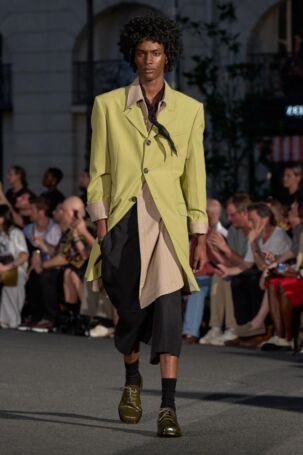 12/54 | AMI Paris | Spring 2026 Menswear | Courtesy of AMI Paris AMI Paris | Spring 2026 Menswear | Courtesy of AMI Paris