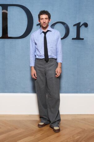 4/56 Josh O'Connor at Dior Homme Spring 2026 Menswear | Photo: Courtesy of Dior Josh O'Connor at Dior Homme Spring 2026 Menswear Photo Call | Photo: Courtesy of Dior