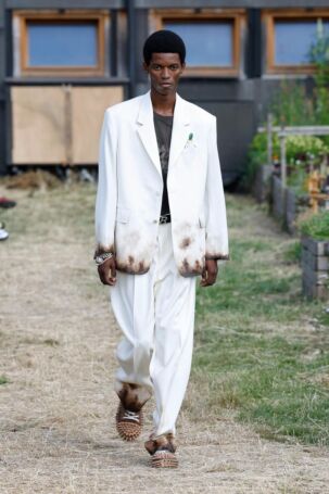1/41 | Doublet Spring 2026 Menswear | Photo: NOWFASHION.com Doublet Spring 2026 Menswear | Photo: NOWFASHION.com