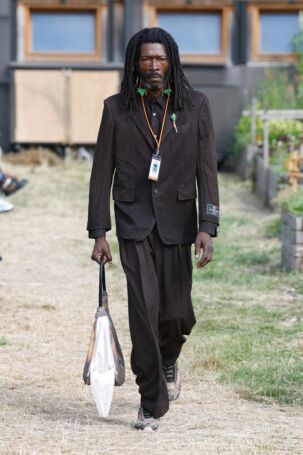 5/41 | Doublet Spring 2026 Menswear | Photo: NOWFASHION.com Doublet Spring 2026 Menswear | Photo: NOWFASHION.com