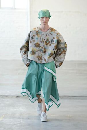 12/35 | Hed Mayner Spring 2026 Menswear | Photo: NOWFASHION.com Hed Mayner Spring 2026 Menswear | Photo: NOWFASHION.com