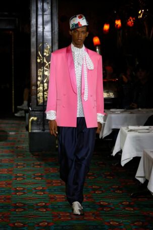 2/52 | Kenzo Spring 2026 Menswear | Photo: NOWFASHION.com Kenzo Spring 2026 Menswear | Photo: NOWFASHION.com