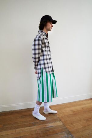 8/40 | Meta Campania Collective Spring 2026 Menswear | Photo: Stanislas Motz-Neidhardt | Courtesy of Meta Campania Collective Meta Campania Collective Spring 2026 Menswear | Photo: Stanislas Motz-Neidhardt | Courtesy of Meta Campania Collective