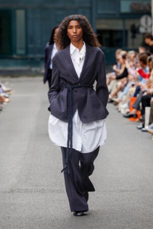 2/35 | Officine Générale | Spring 2026 Menswear | Courtesy of Officine Générale Officine Générale | Spring 2026 Menswear | Courtesy of Officine Générale