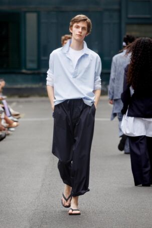 4/35 | Officine Générale | Spring 2026 Menswear | Courtesy of Officine Générale Officine Générale | Spring 2026 Menswear | Courtesy of Officine Générale