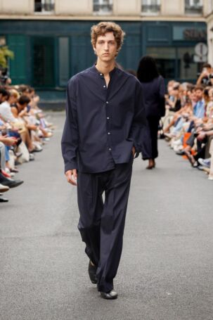 5/35 | Officine Générale | Spring 2026 Menswear | Courtesy of Officine Générale Officine Générale | Spring 2026 Menswear | Courtesy of Officine Générale