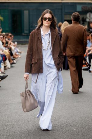 12/35 | Officine Générale | Spring 2026 Menswear | Courtesy of Officine Générale Officine Générale | Spring 2026 Menswear | Courtesy of Officine Générale