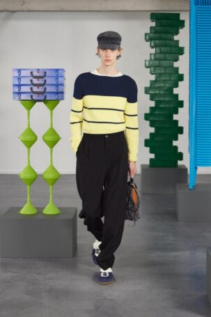 6/22 | Solid Homme Spring 2026 Menswear | Photo: Luca Tombolini | Courtesy of Solid Homme Solid Homme Spring 2026 Menswear | Photo: Luca Tombolini | Courtesy of Solid Homme