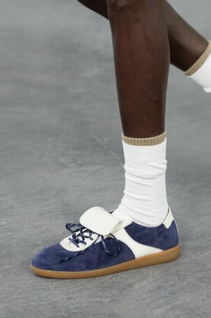 9/80 | Details at Solid Homme Spring 2026 Menswear | Photo: Luca Tombolini | Courtesy of Solid Homme Details at Solid Homme Spring 2026 Menswear | Photo: Luca Tombolini | Courtesy of Solid Homme