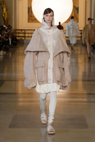 2/53 | Songzio Spring 2026 Menswear | Photo: NOWFASHION.com Songzio Spring 2026 Menswear | Photo: NOWFASHION.com