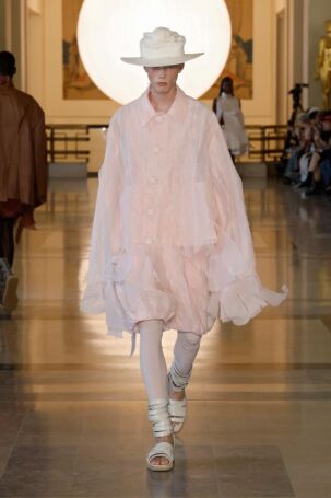 5/53 | Songzio Spring 2026 Menswear | Photo: NOWFASHION.com Songzio Spring 2026 Menswear | Photo: NOWFASHION.com